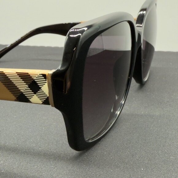 Burberry Sunglasses B4160 3433/8G Black Nova Check Frame Grey Gradient Lens NOTE - Picture 10 of 14